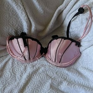 Victoria's secret bra